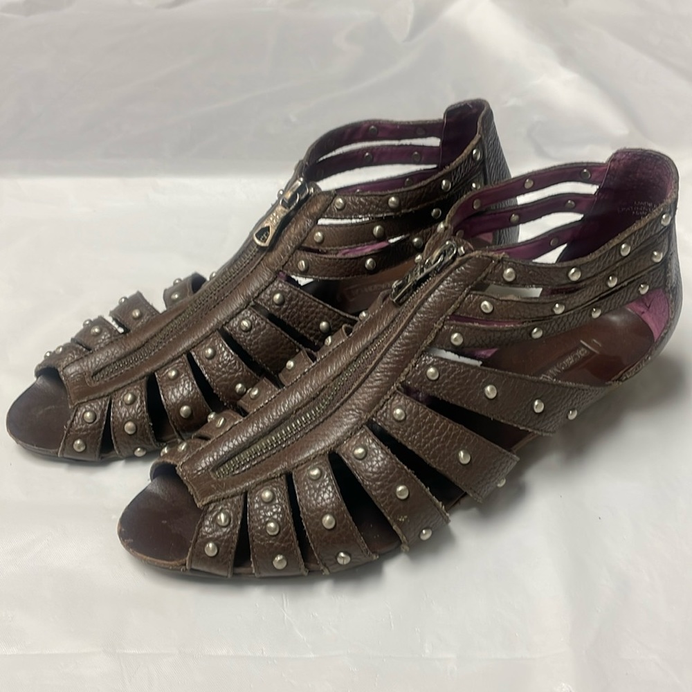 BCBGMAXAZRIA sandals